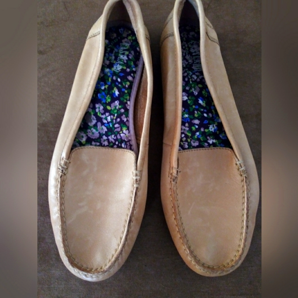 Womens slip ons shoes